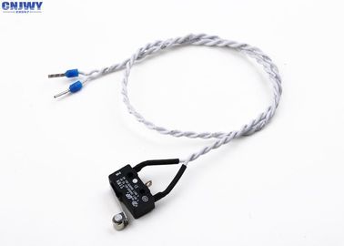 Witte auto-elektrische kabels met gedraaide pvc-draad met miniatuurschakelaar